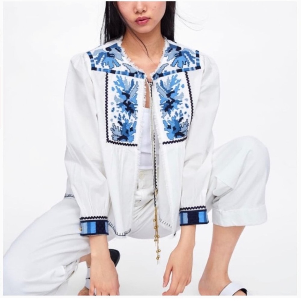 Zara white blue embroidered jacket XS